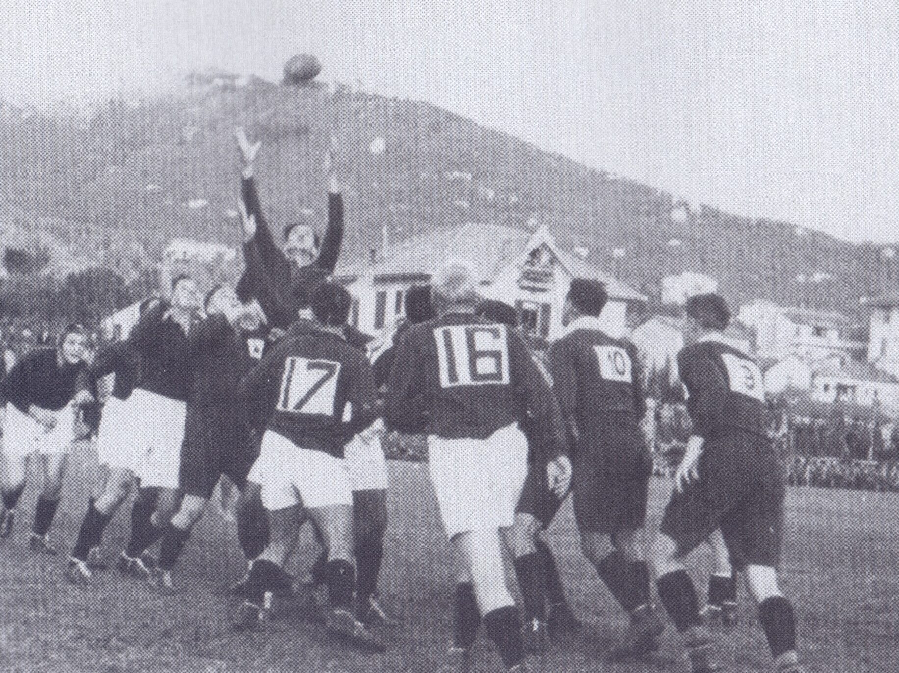 La recensione: “Pionieri – Le origini del rugby in Italia. 1910-1945”